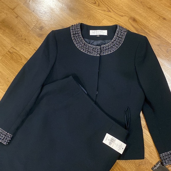 Tahari suit 0P petite navy New - Picture 2 of 12